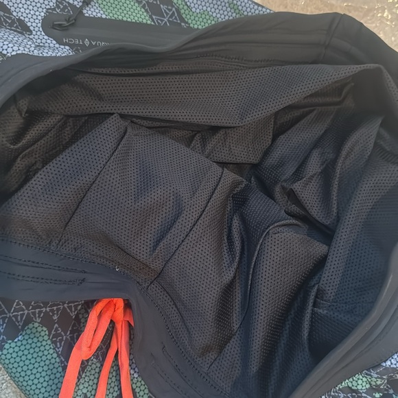 Aqua Tech swim shorts XL - Picture 4 of 4